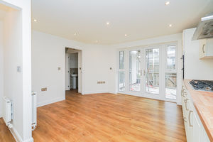 Photo 11- click for photo gallery